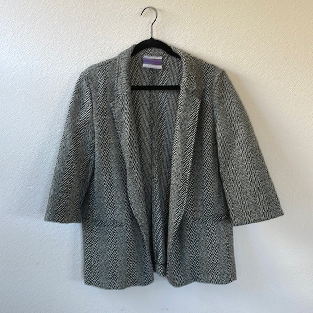 Urban Renewal for Urban Outfitters women’s blazer in small